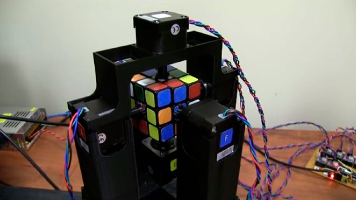 El robot que resuelve el cubo de Rubik en un segundo – Post