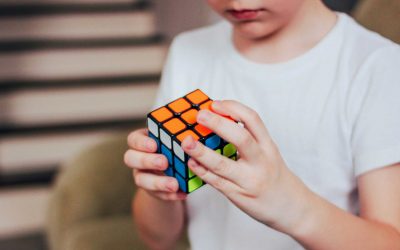 Nuevo record en armar un cubo de rubik 2017